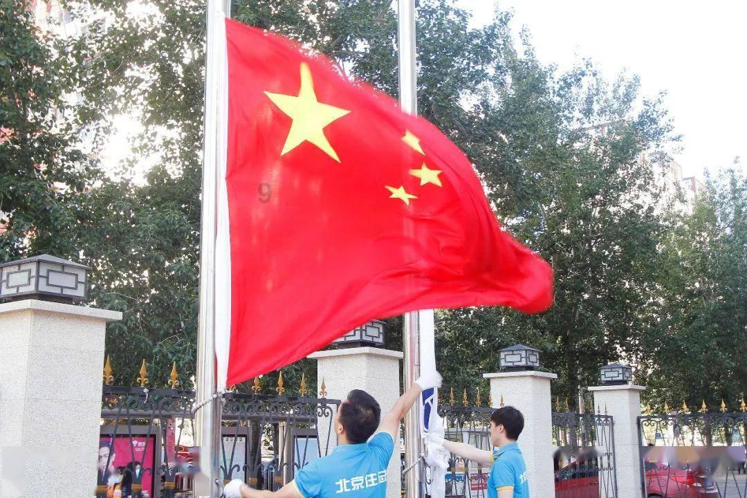 废弃洞穴逃生