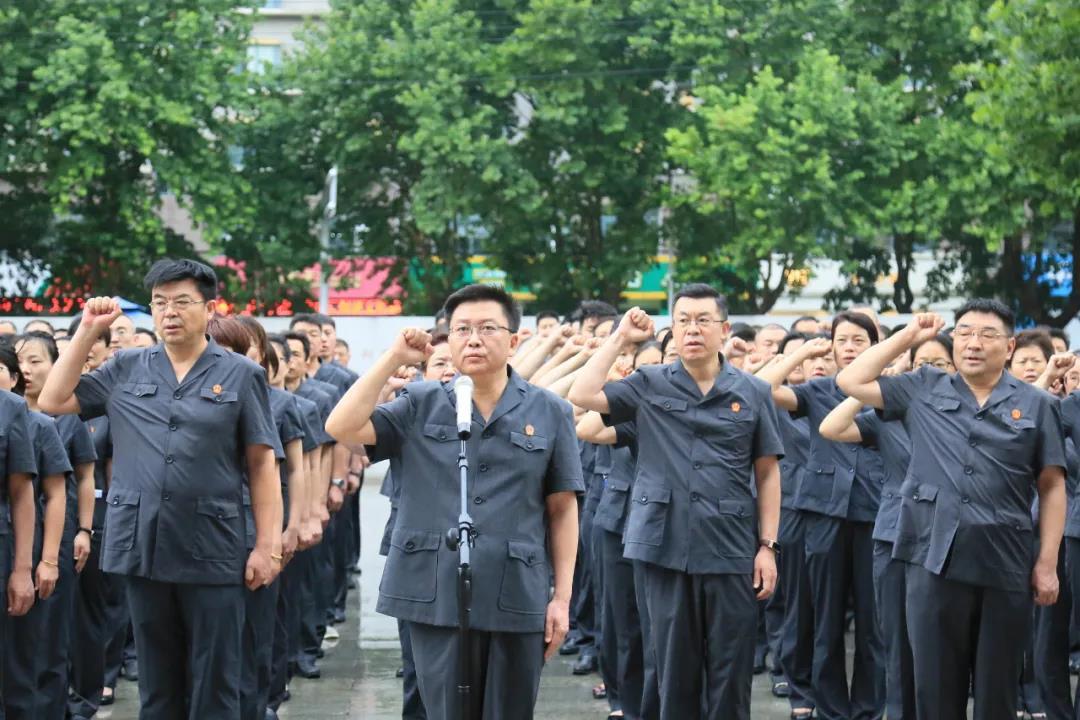 超奥特曼之战