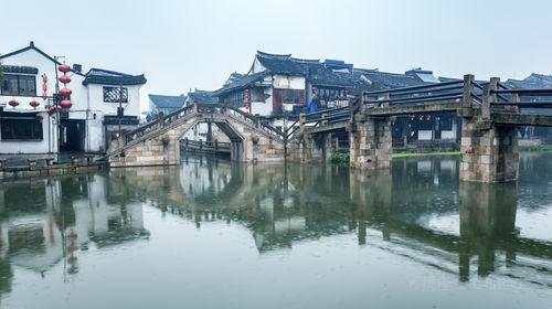白蛇传奇：无限试炼与异世邪君的奇幻之旅