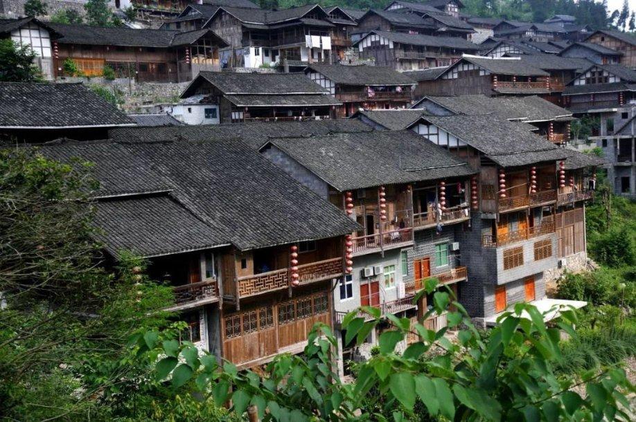 逃离无人大住宅